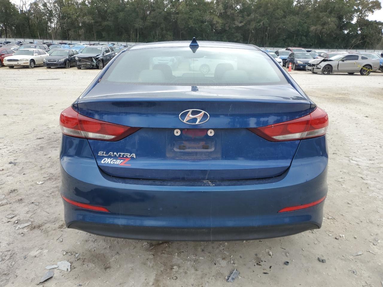 2017 Hyundai Elantra - Image 6
