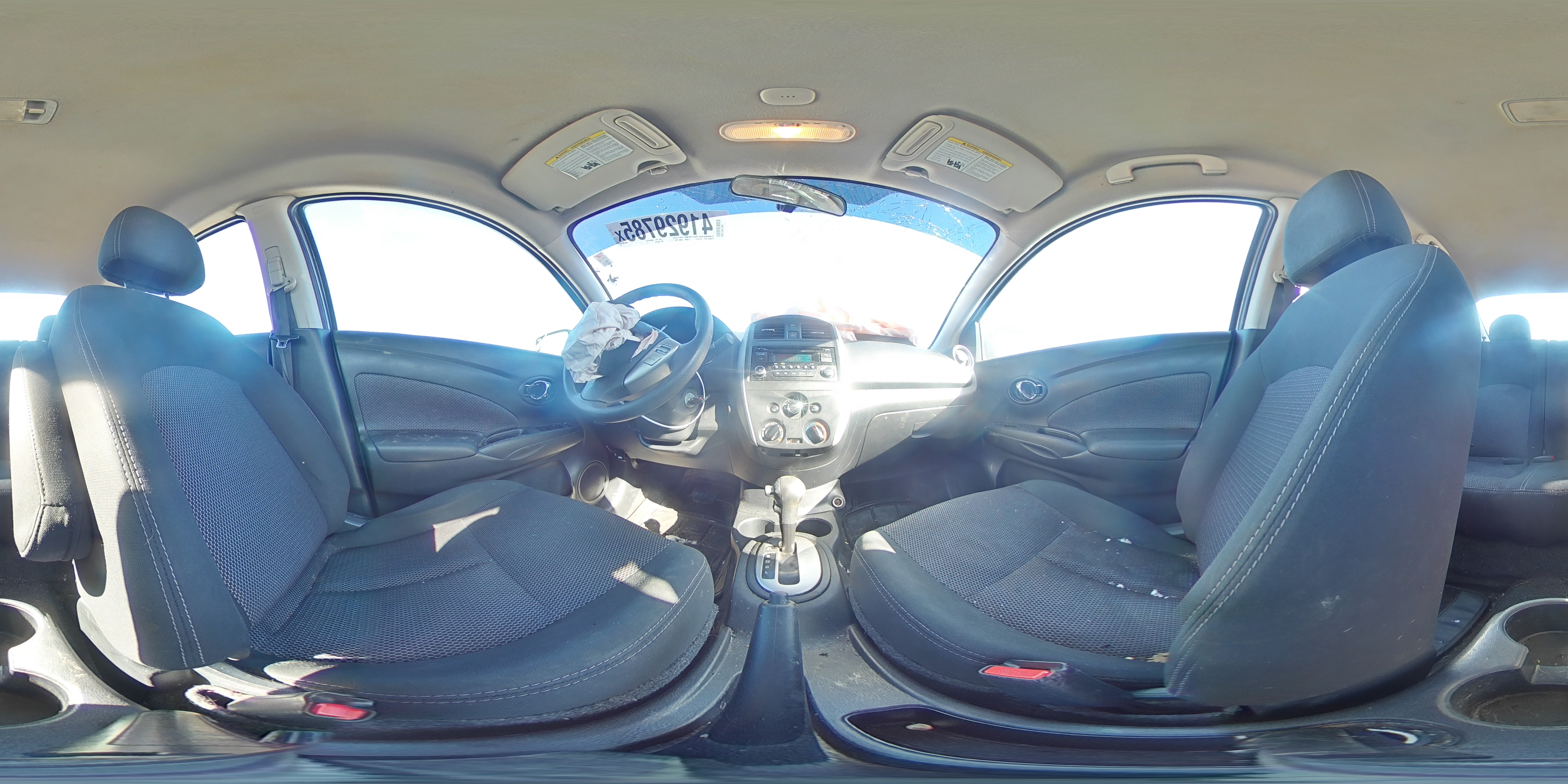 2018 Nissan Versa - Image 13