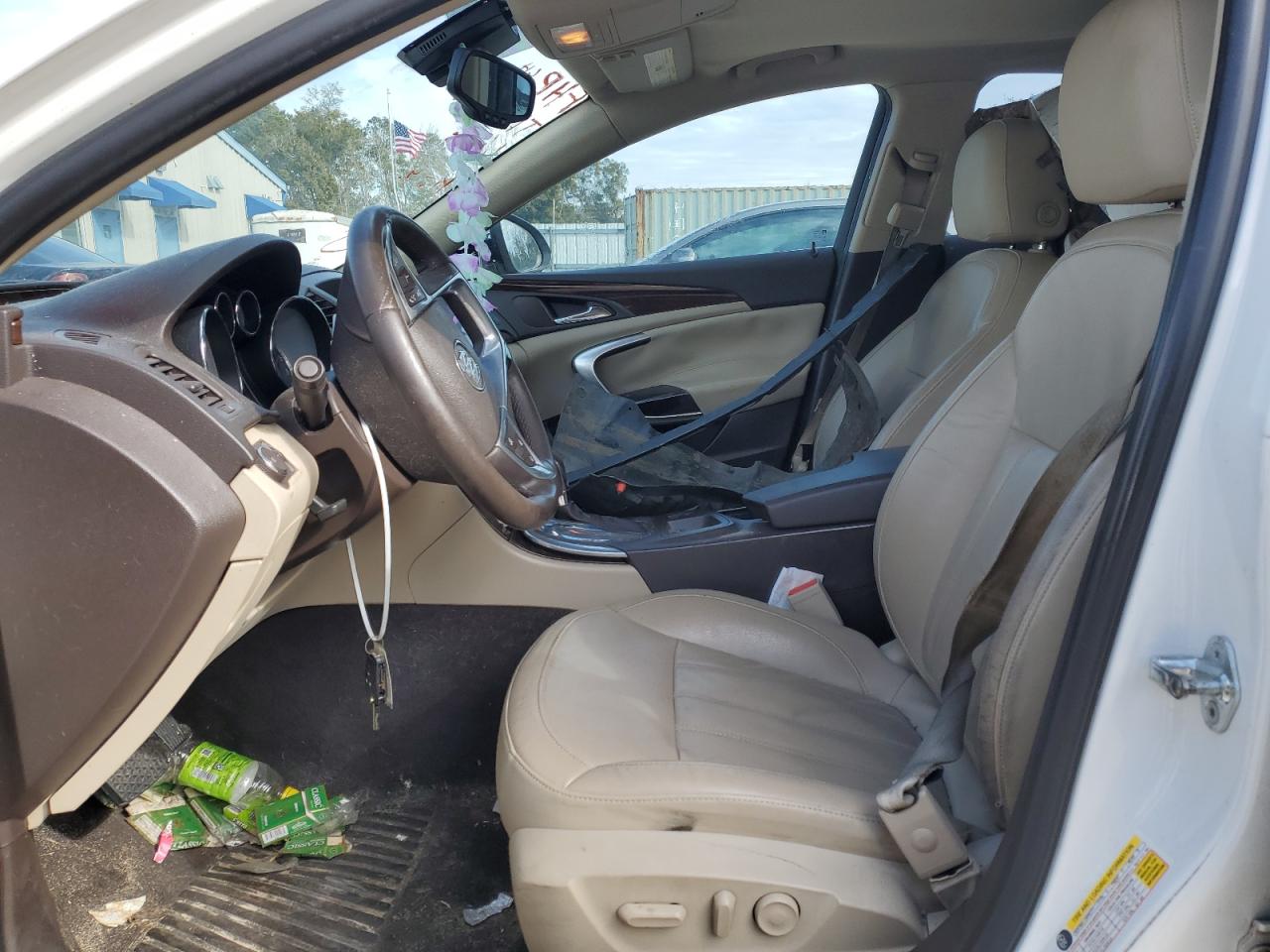 2011 Buick Regal - Image 7