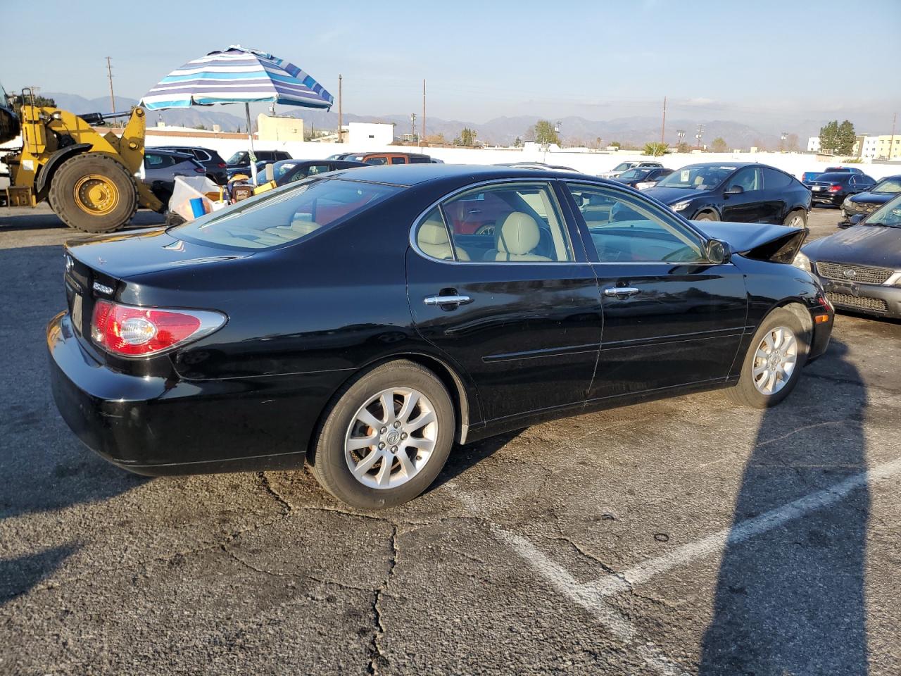 2004 Lexus ES - Image 3