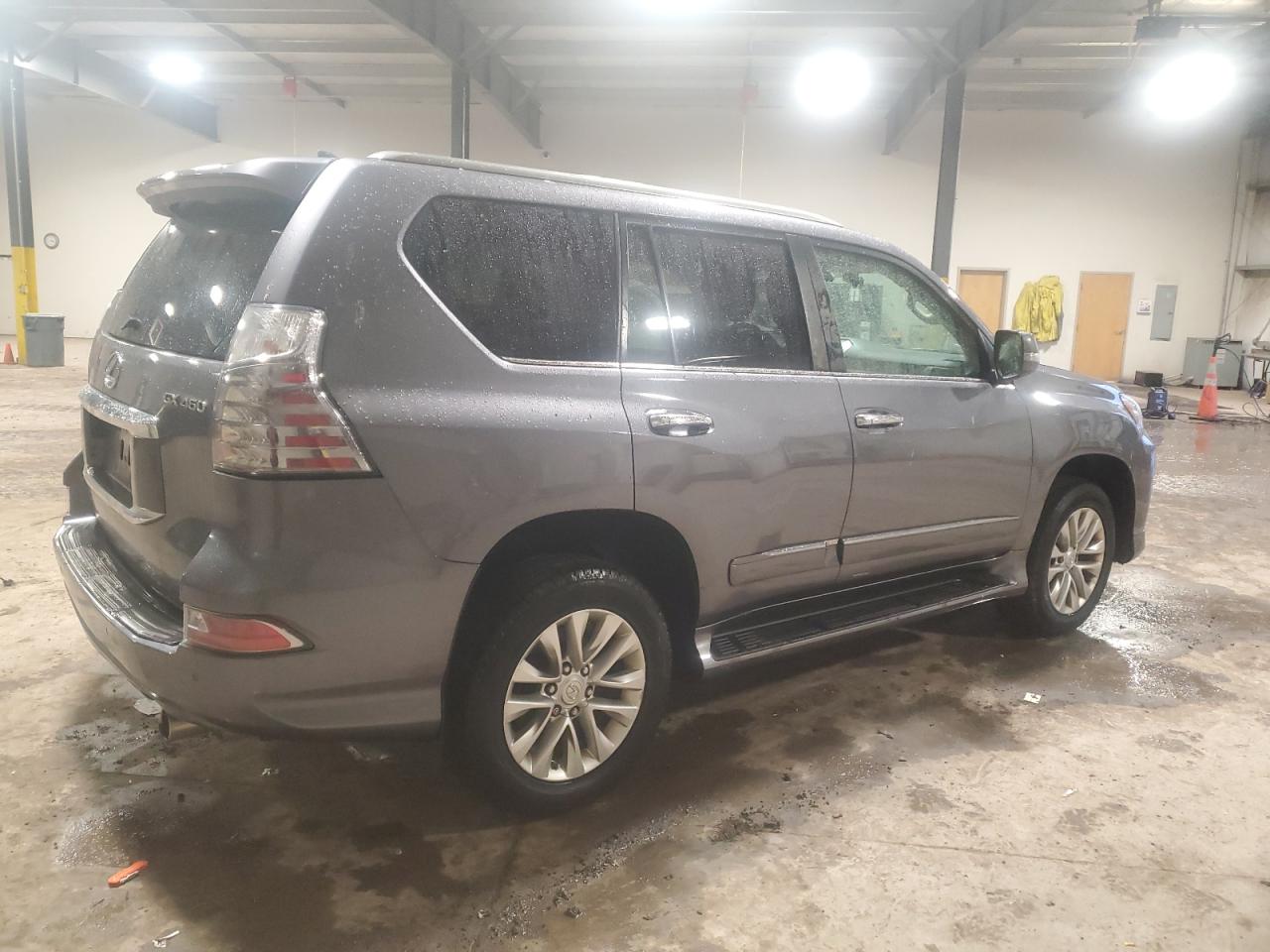 2017 Lexus GX - Image 3