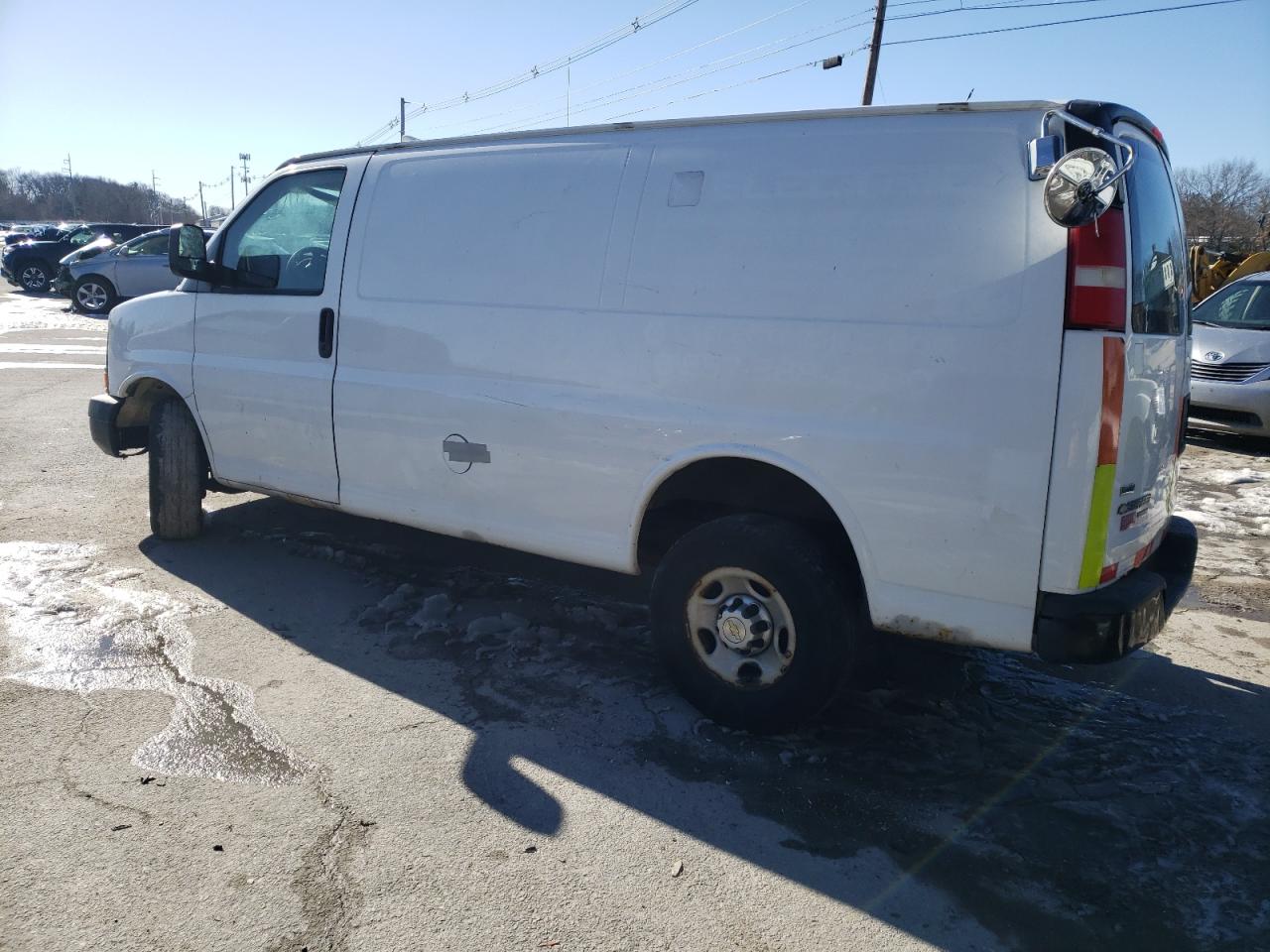2011 Chevrolet Express - Image 2