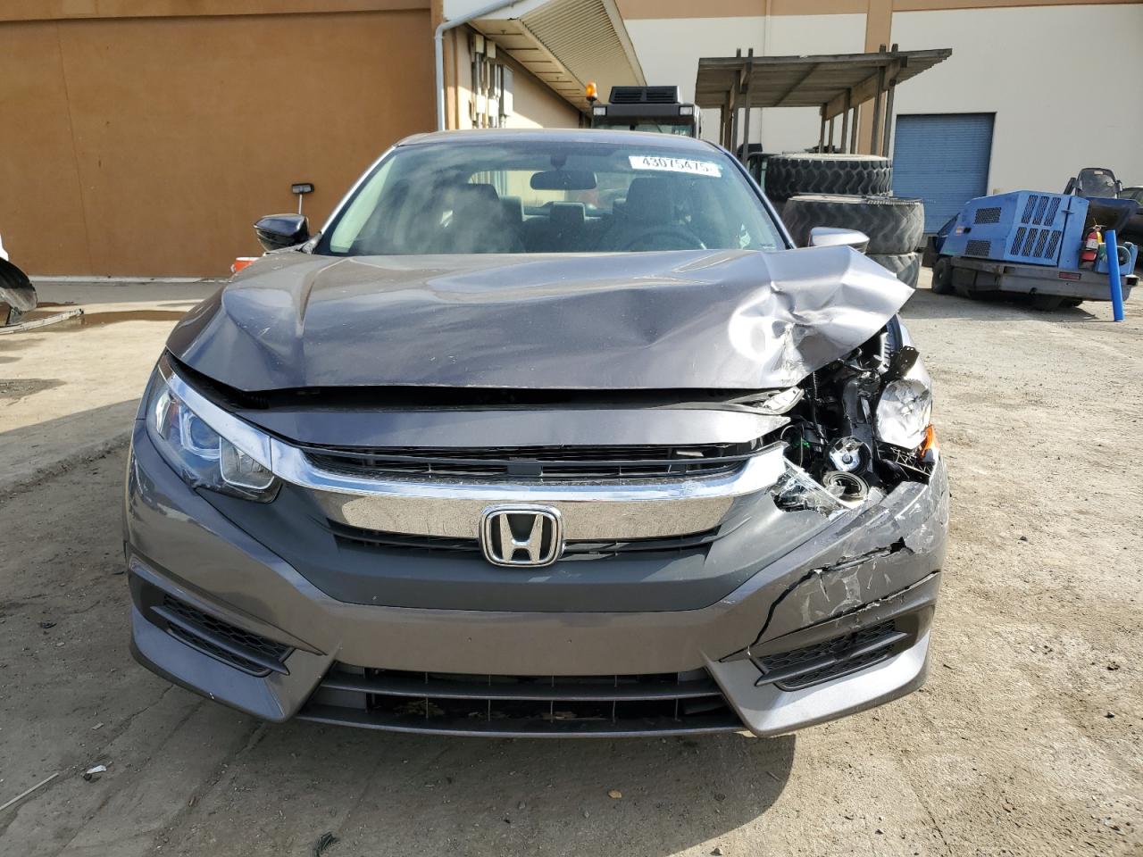 2018 Honda Civic - Image 5