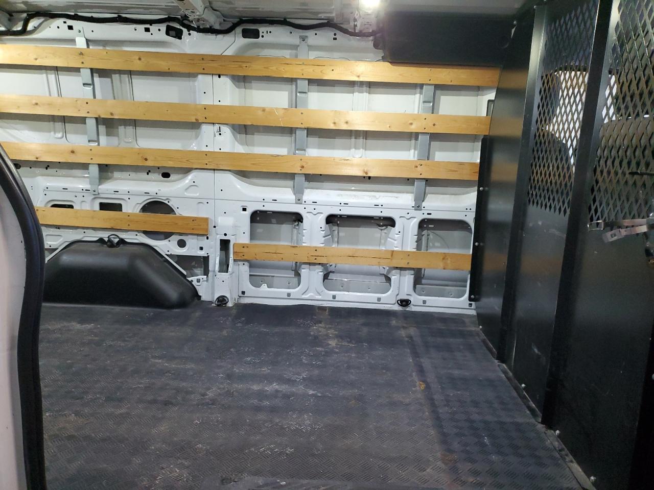 2017 Ford Transit - Image 11