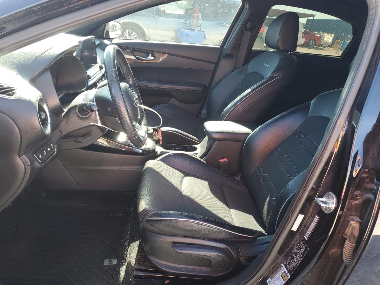 2020 Kia Forte - Image 7