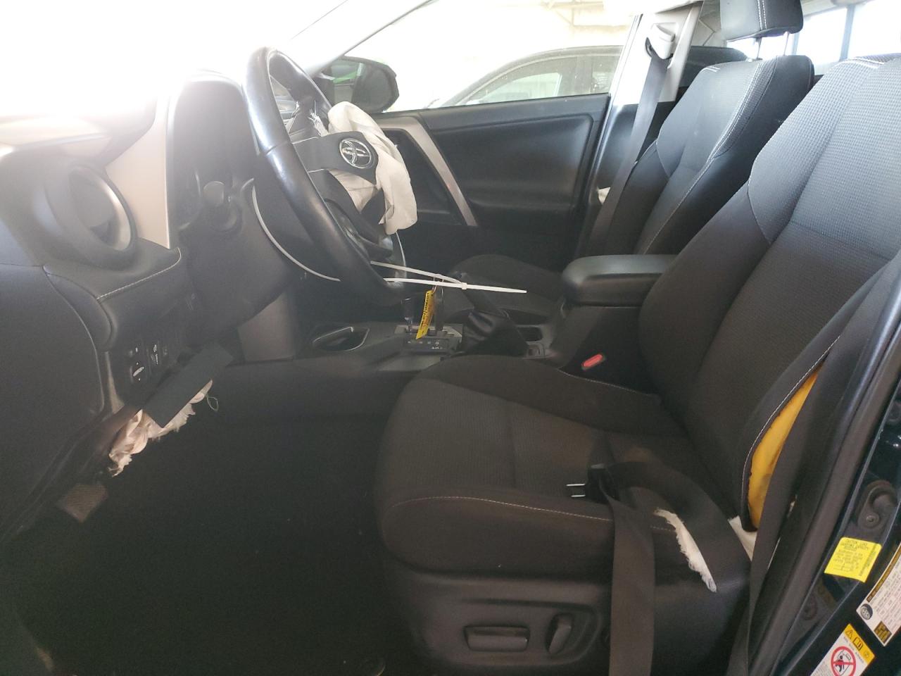 2018 Toyota RAV 4 - Image 7