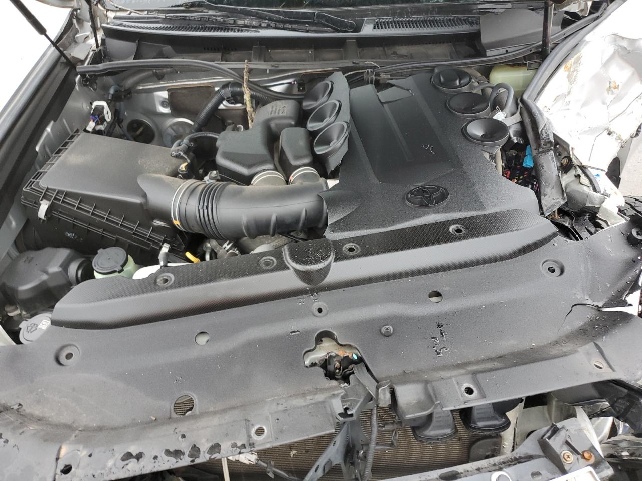 2016 Toyota 4Runner - Image 12
