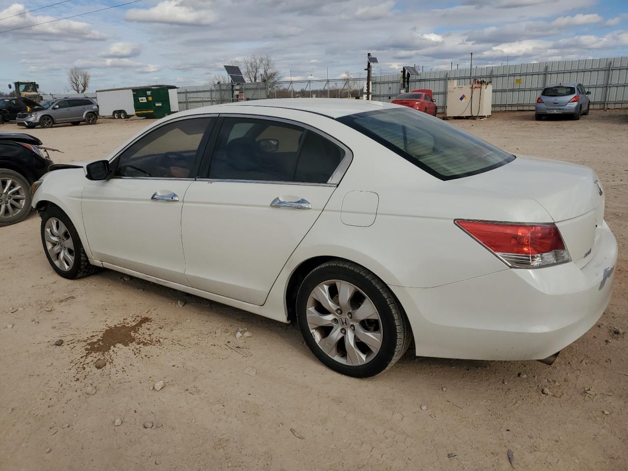 2009 Honda Accord - Image 2