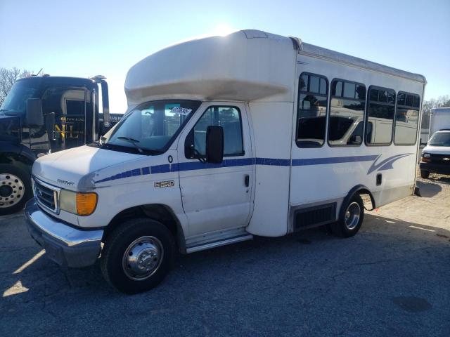 2005 Ford Econoline E350 Super Duty Cutaway Van