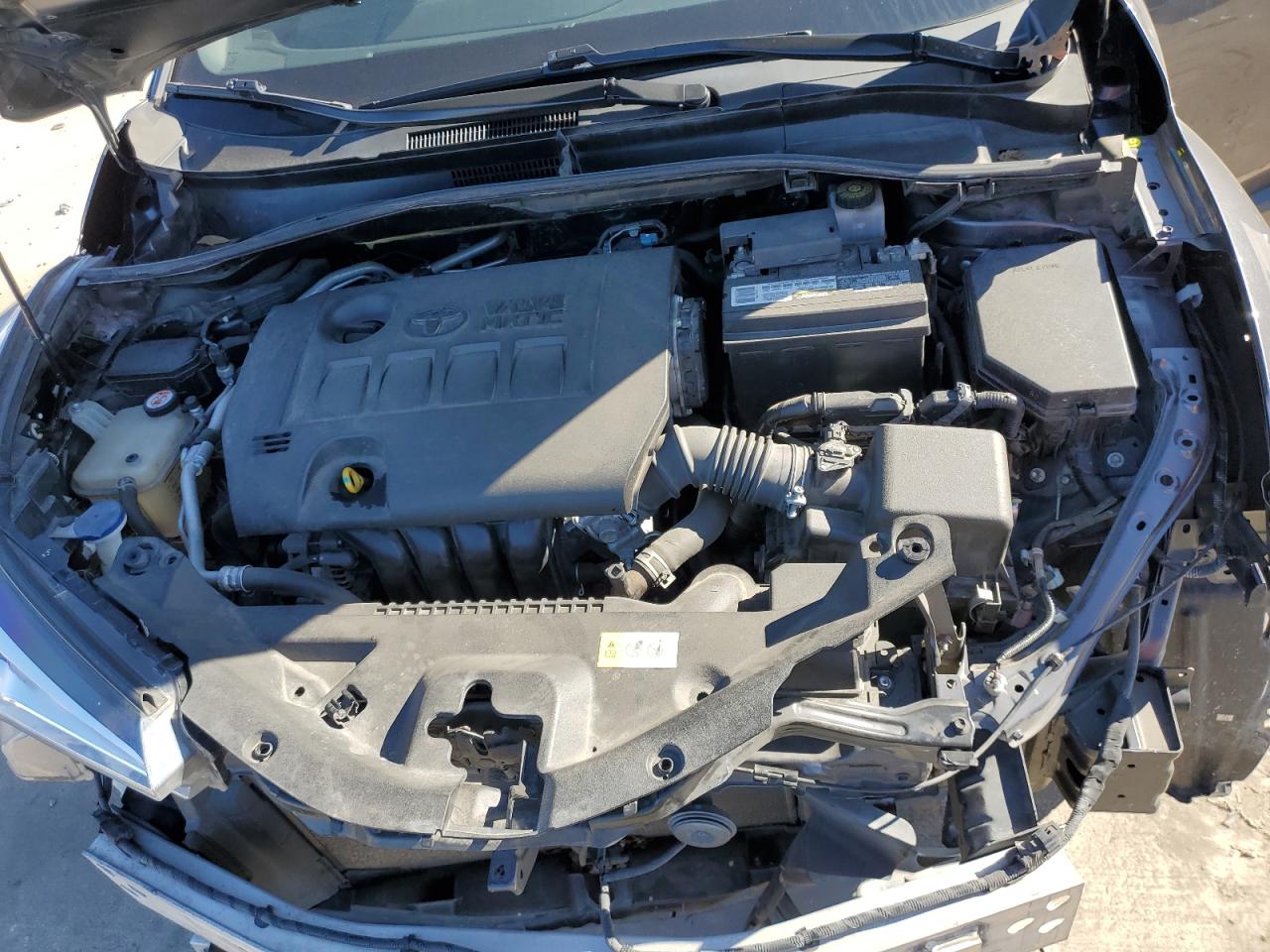 2018 Toyota C-HR - Image 11