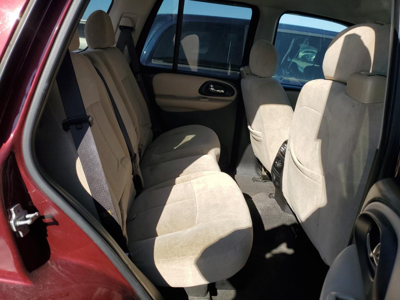 2005 Chevrolet TrailBlazer - Image 11