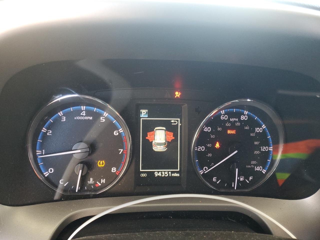 2016 Toyota RAV 4 - Image 9