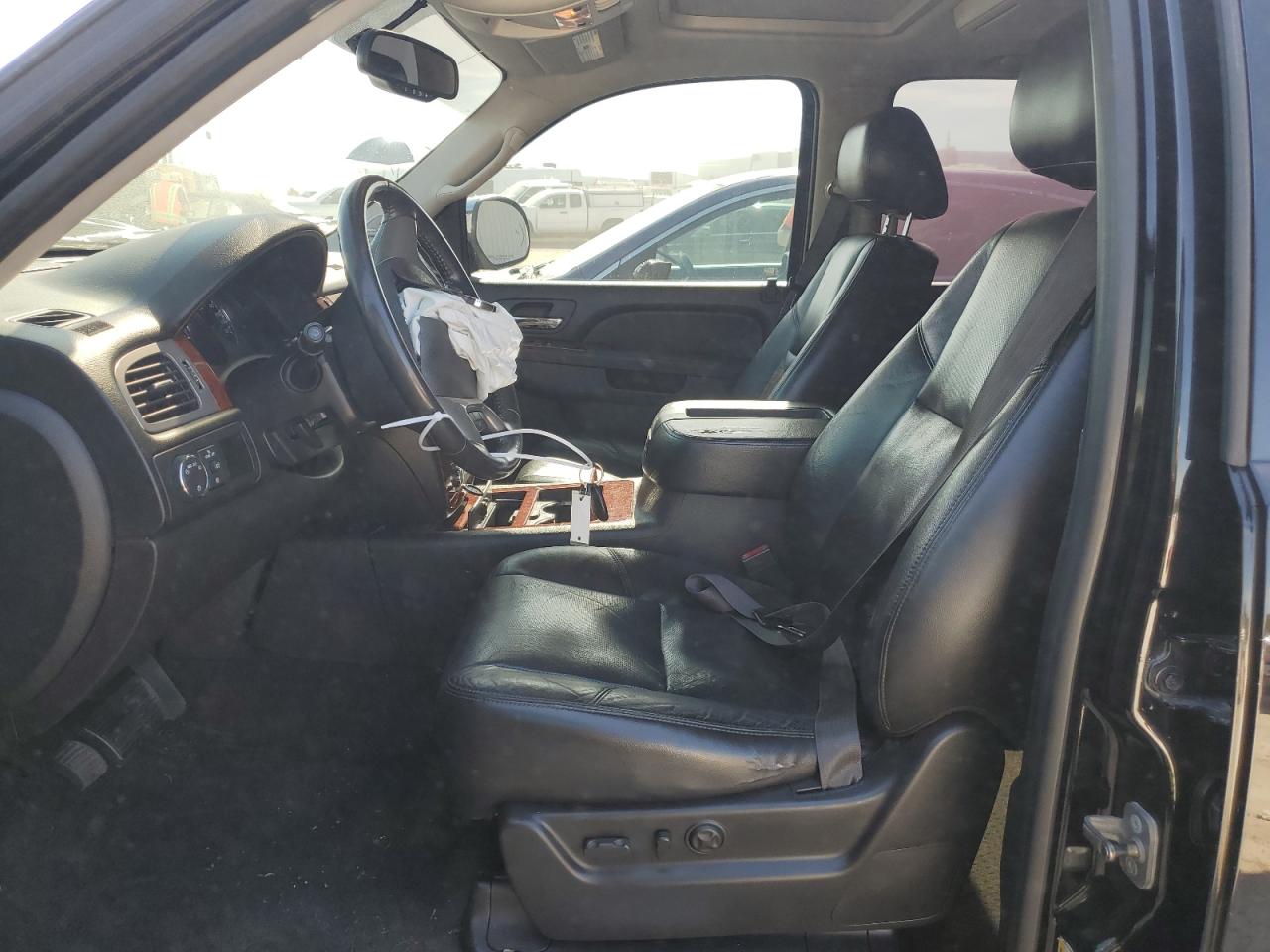 2011 Chevrolet Tahoe - Image 7