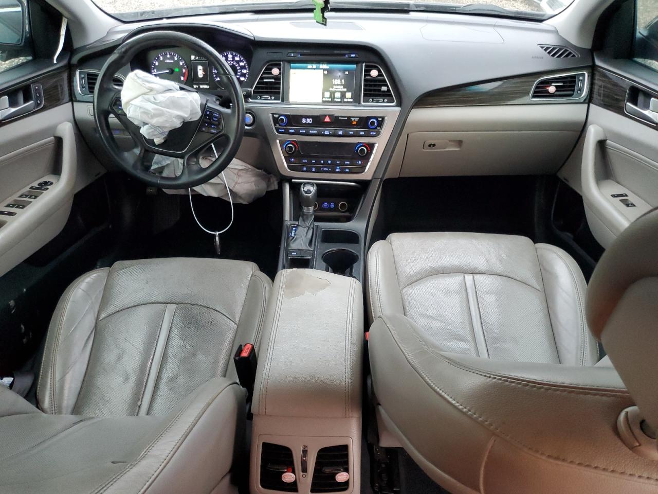 2017 Hyundai Sonata - Image 8