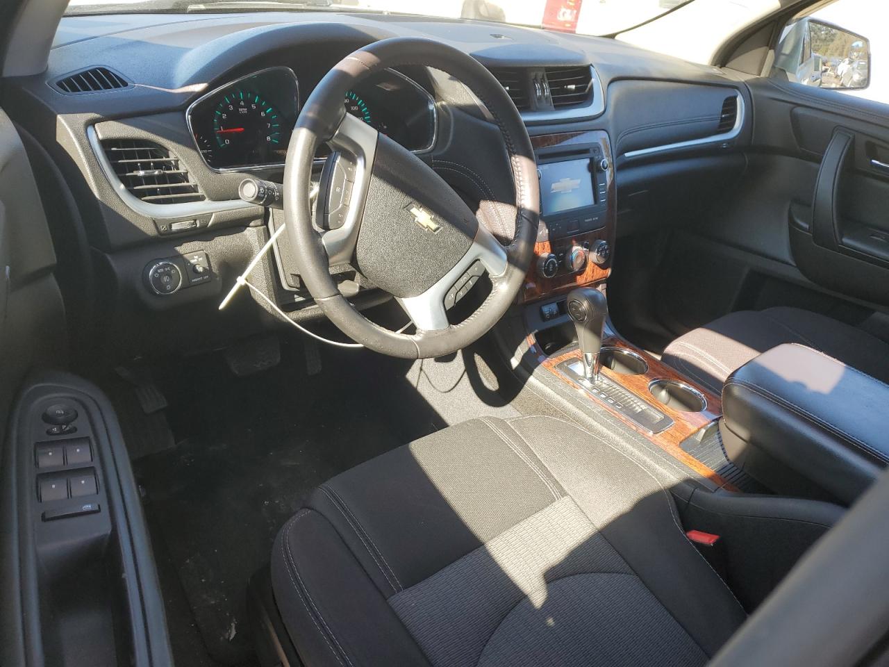2014 Chevrolet Traverse - Image 8