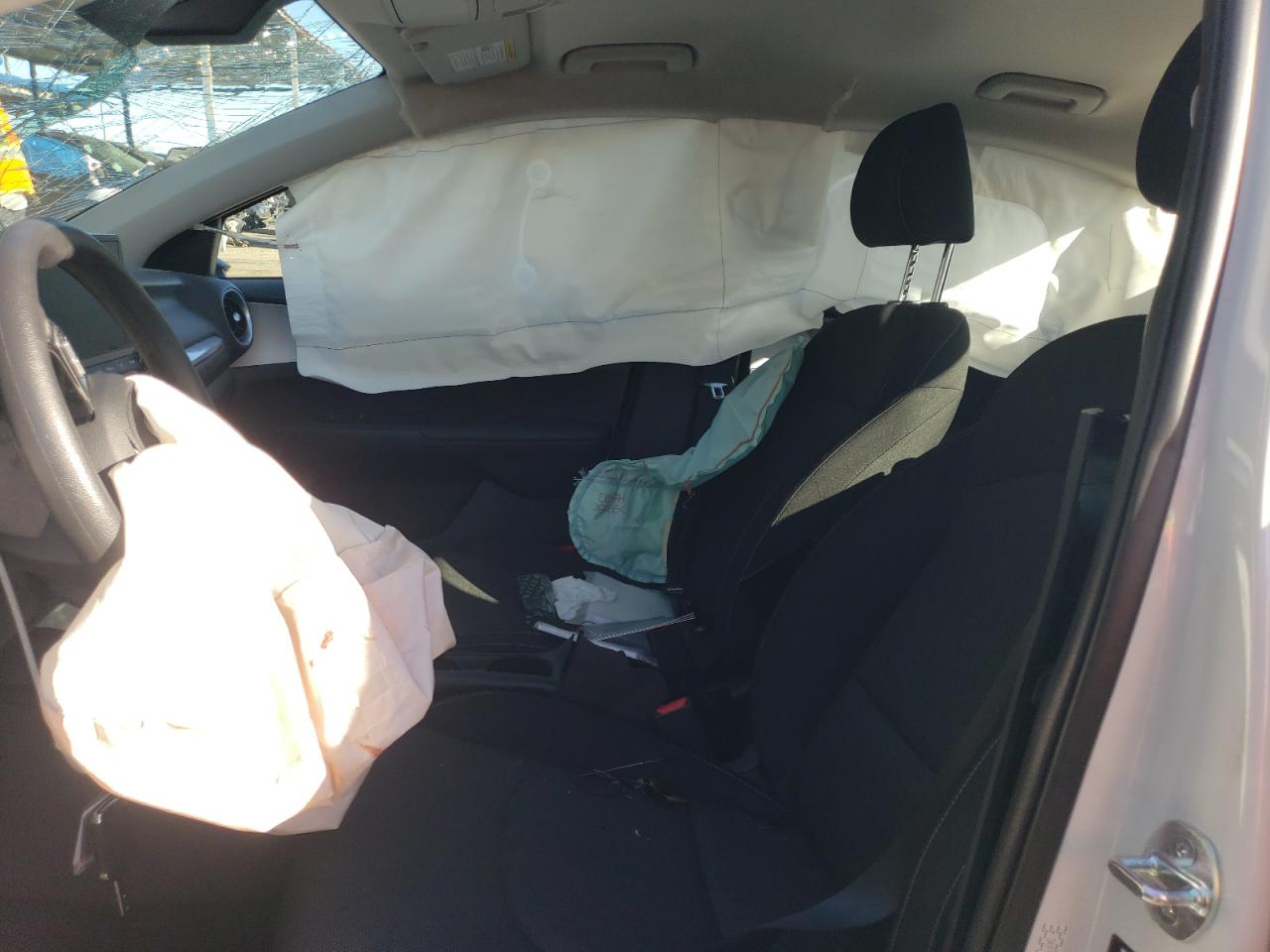 2024 Kia Forte - Image 7