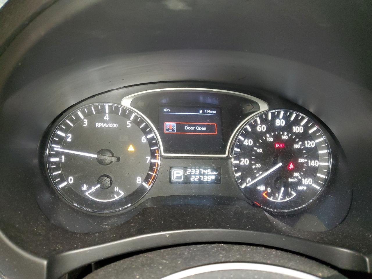 2015 Nissan Altima - Image 9