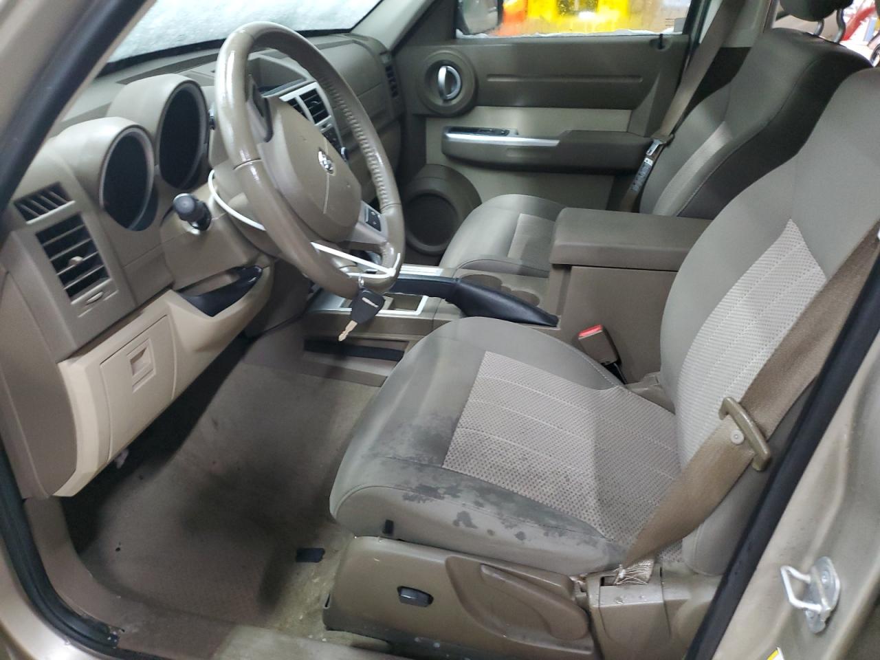 2010 Dodge Nitro - Image 7