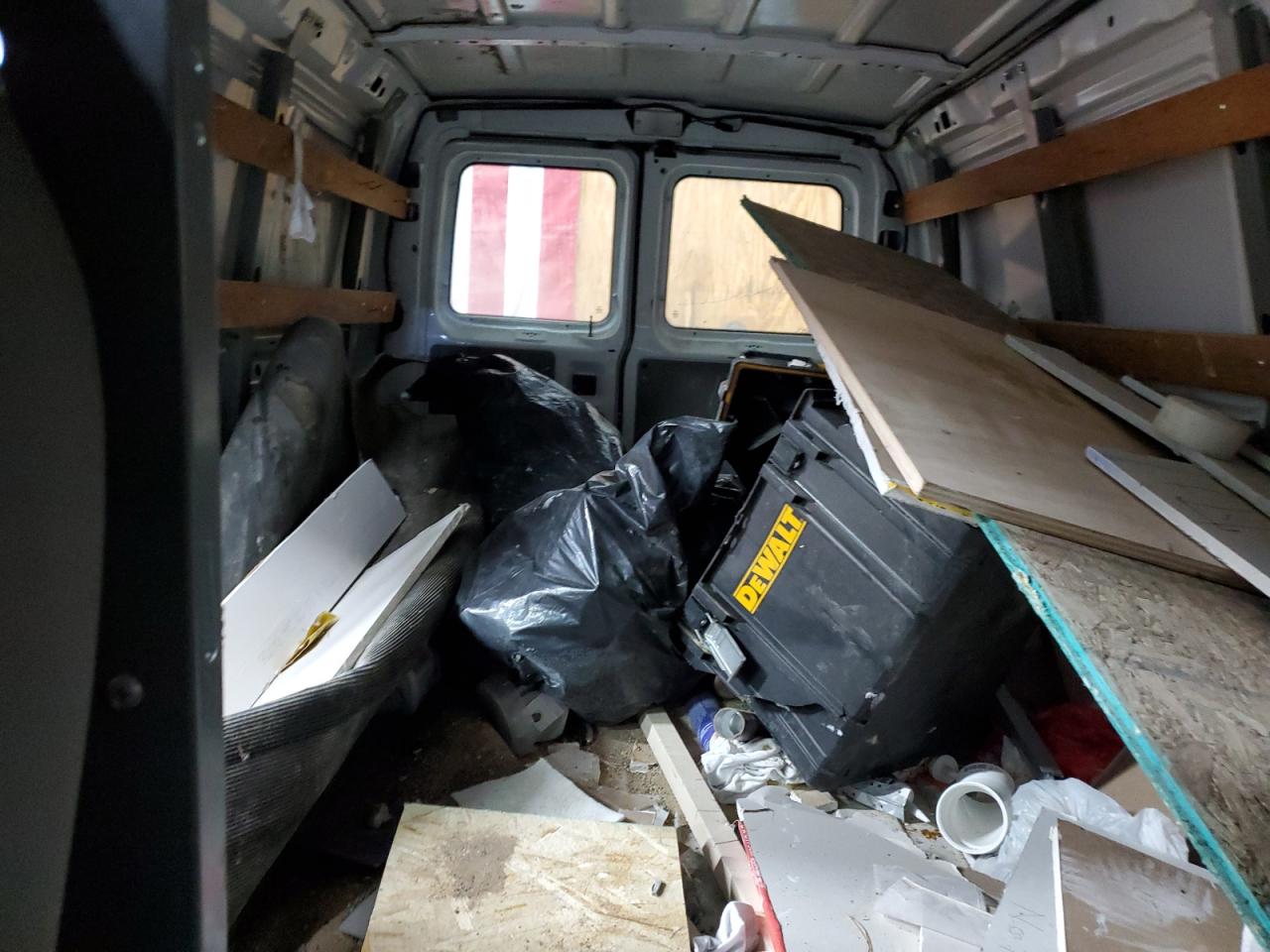 2006 Ford Econoline - Image 10