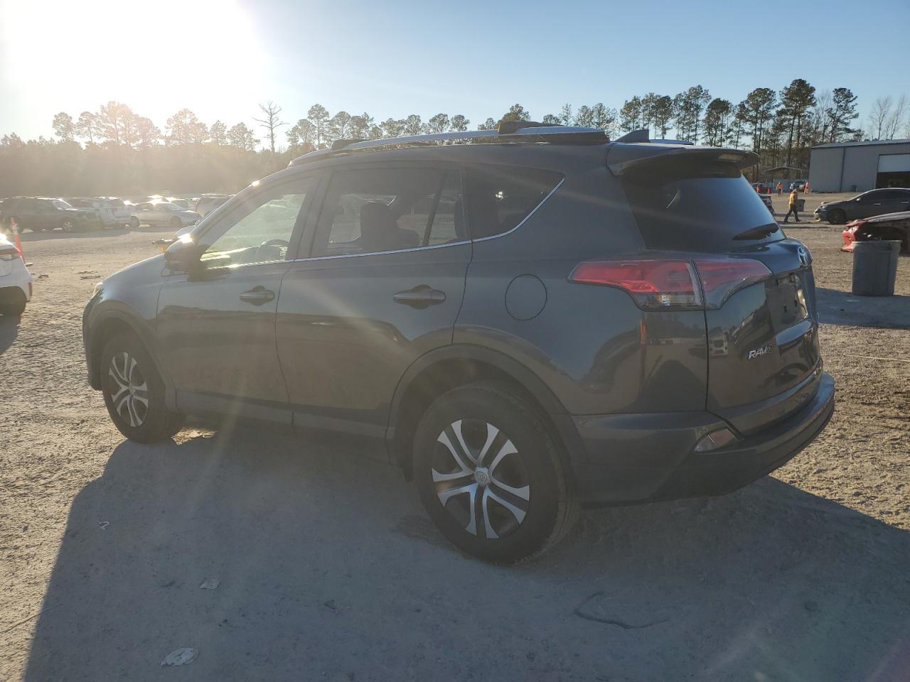 2016 Toyota RAV 4 - Image 2