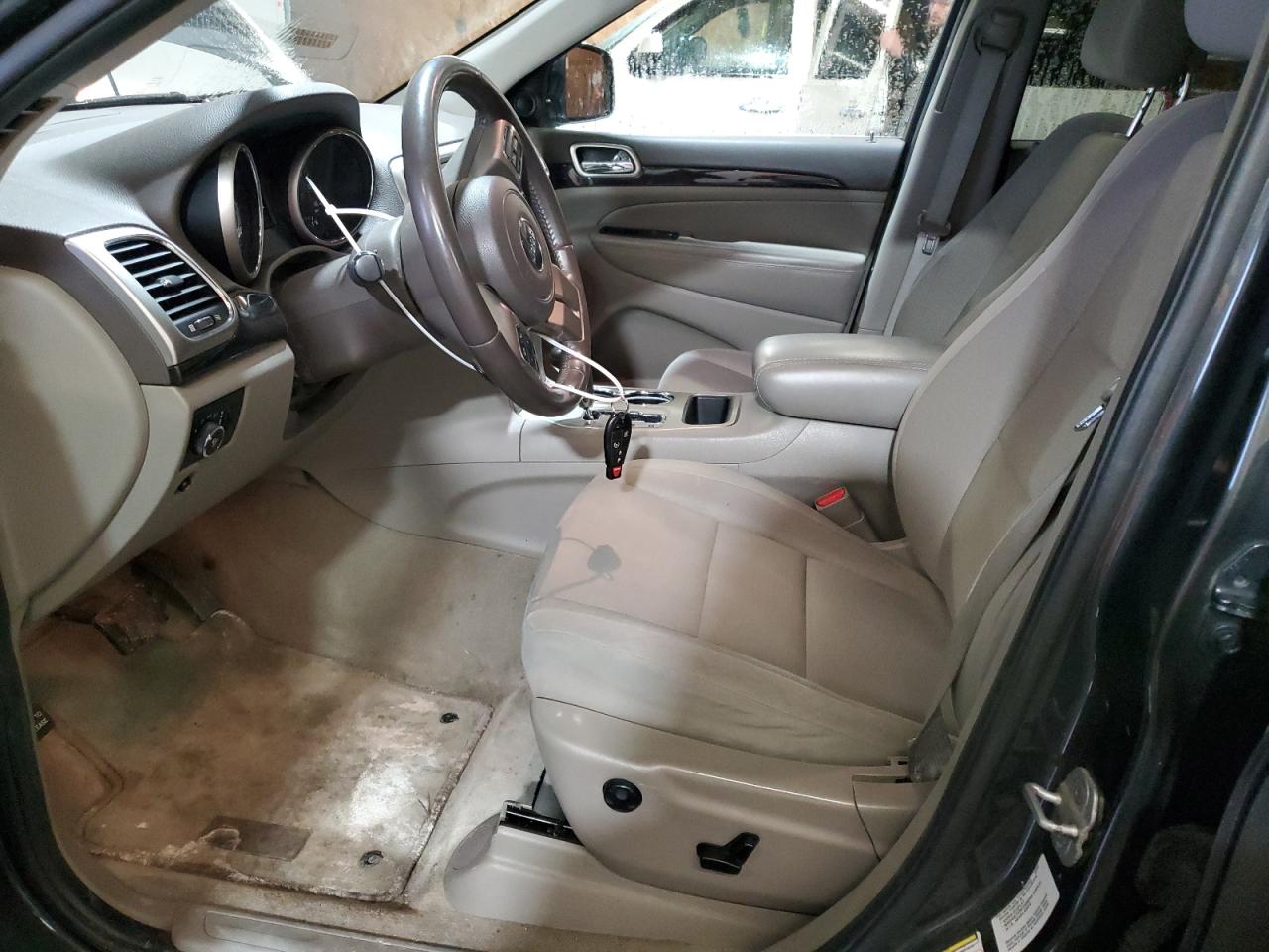2011 Jeep Grand Cherokee - Image 7