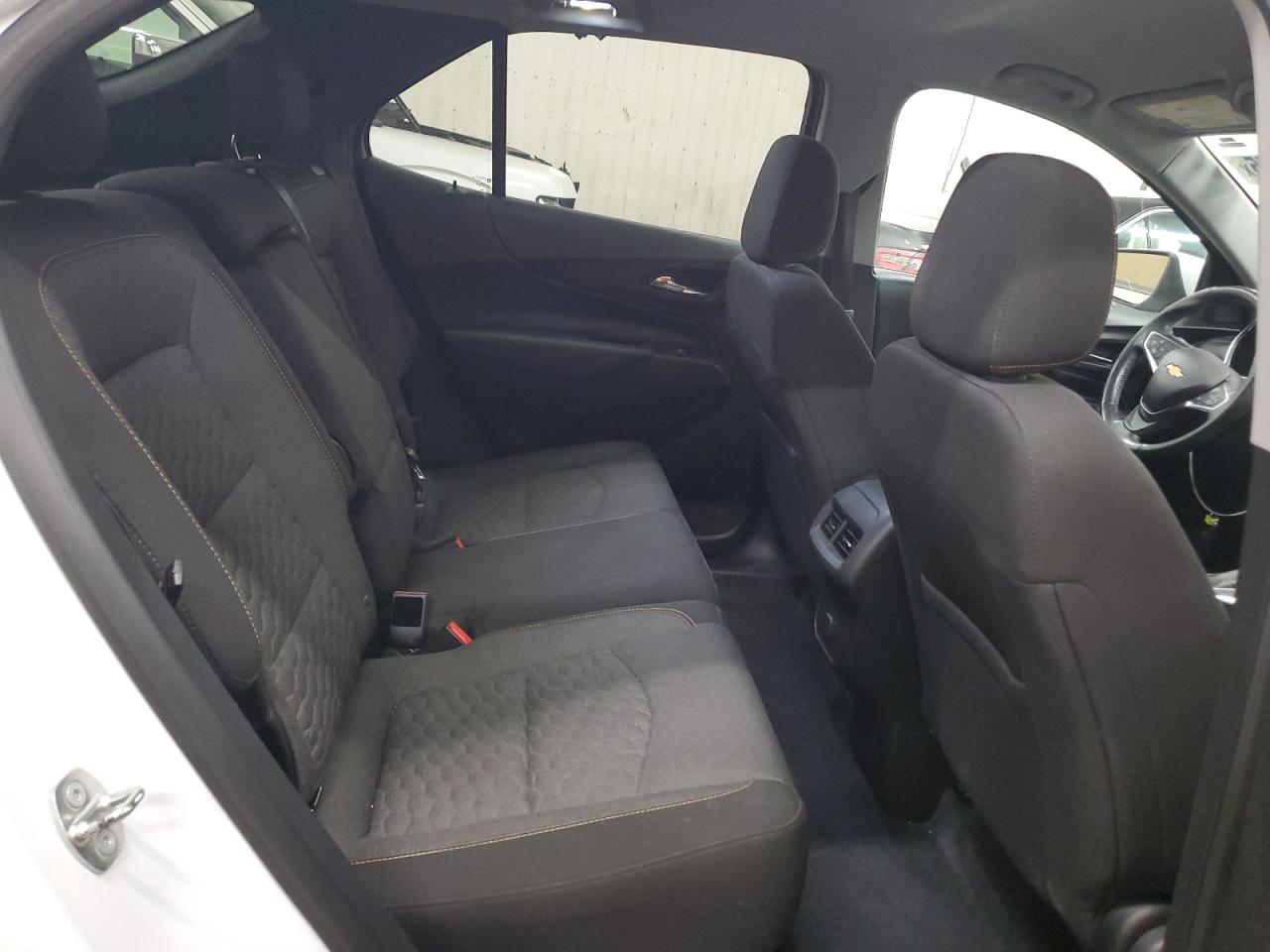 2018 Chevrolet Equinox - Image 11