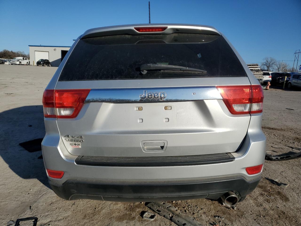 2011 Jeep Grand Cherokee - Image 6