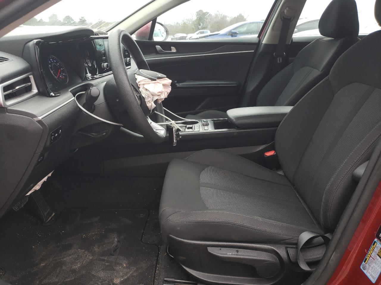 2022 Kia K5 - Image 7