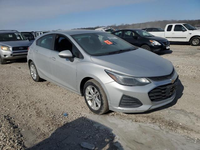  CHEVROLET CRUZE 2019 Srebrny