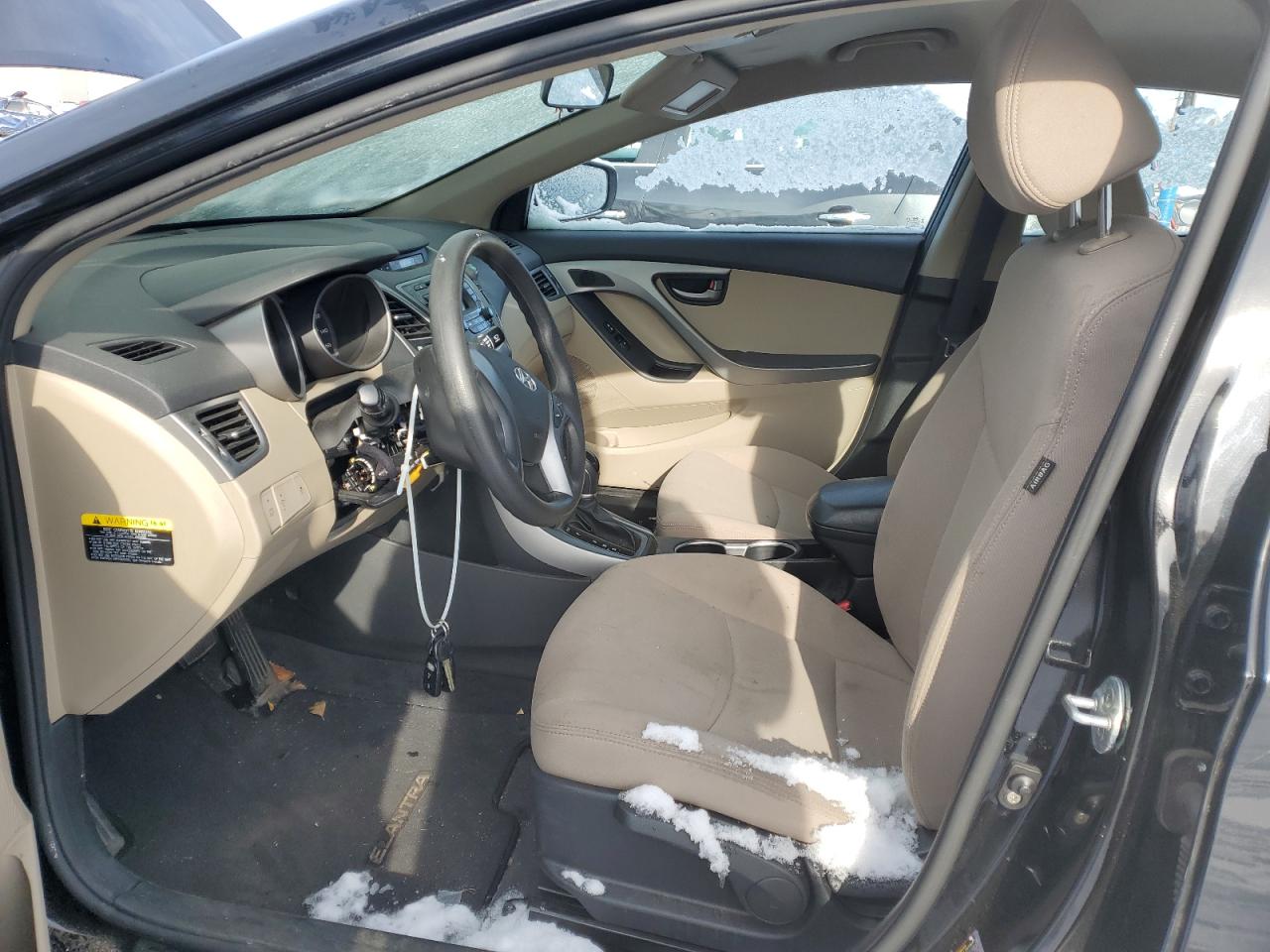 2016 Hyundai Elantra - Image 7
