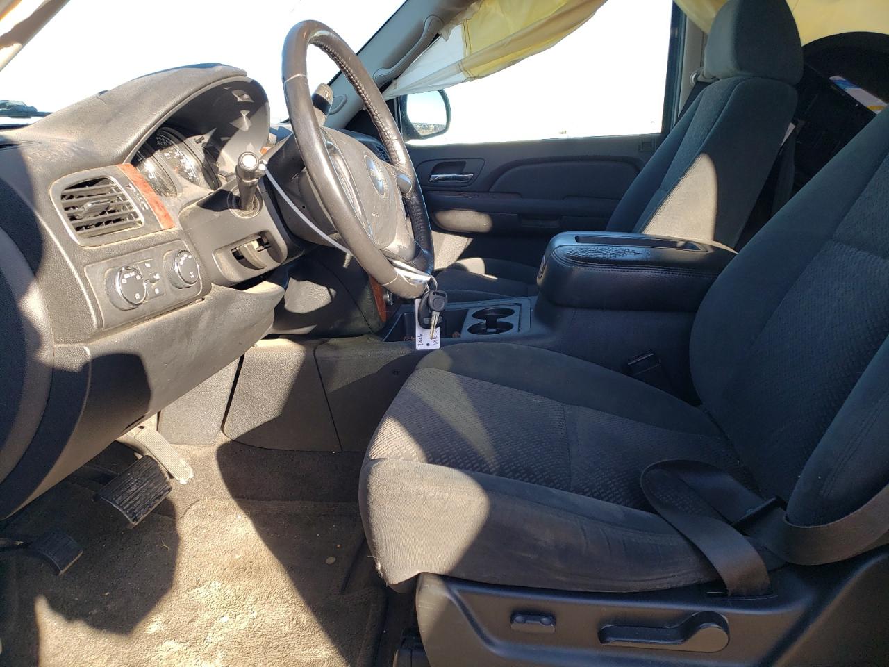 2007 Chevrolet Tahoe - Image 7