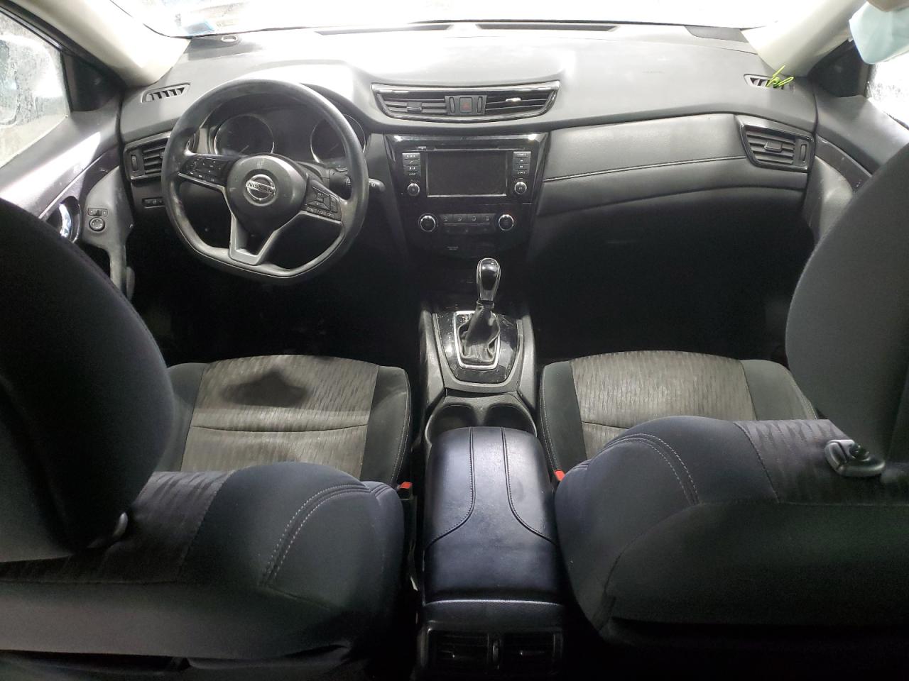 2018 Nissan Rogue - Image 8