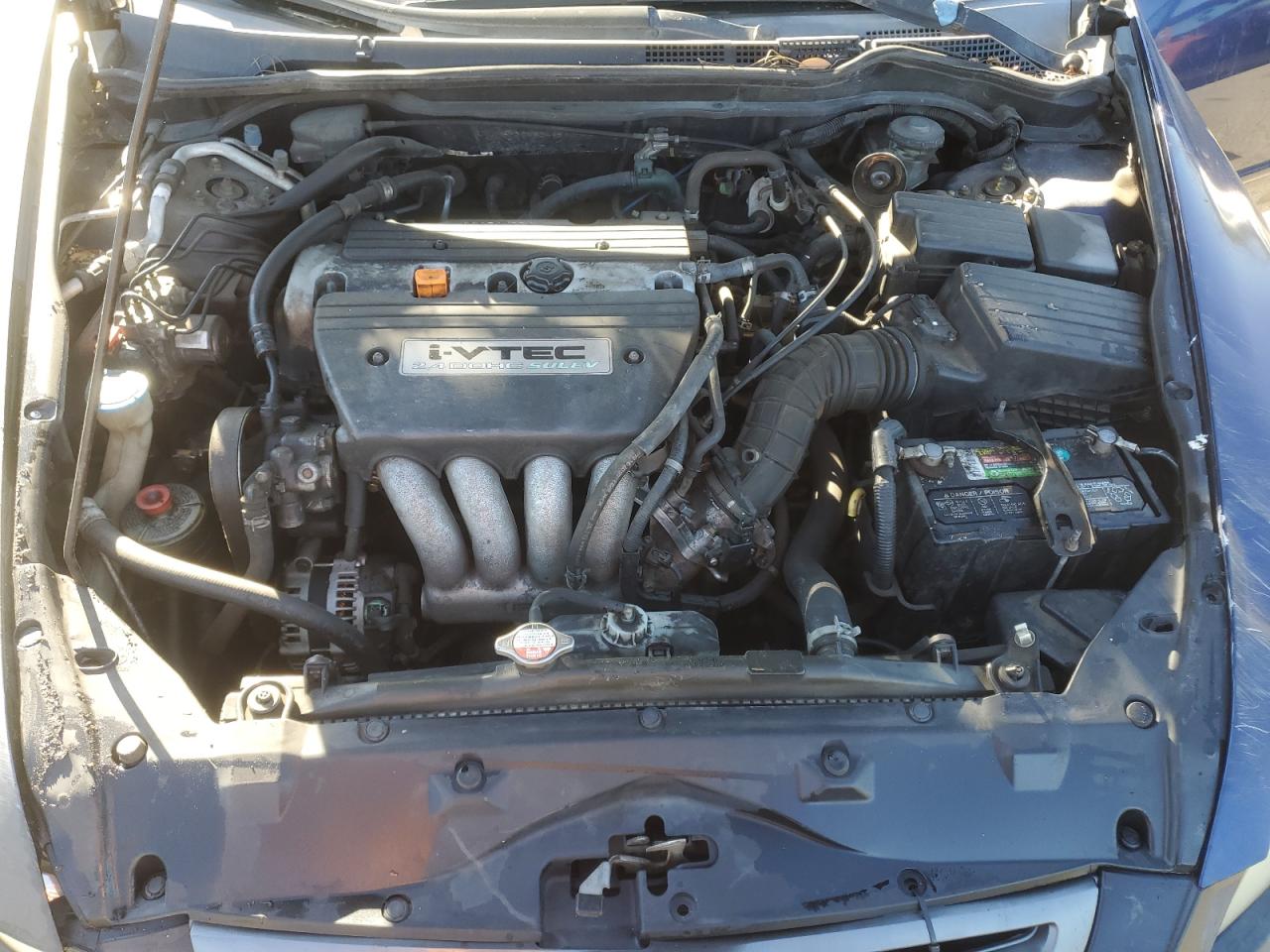 2005 Honda Accord - Image 11