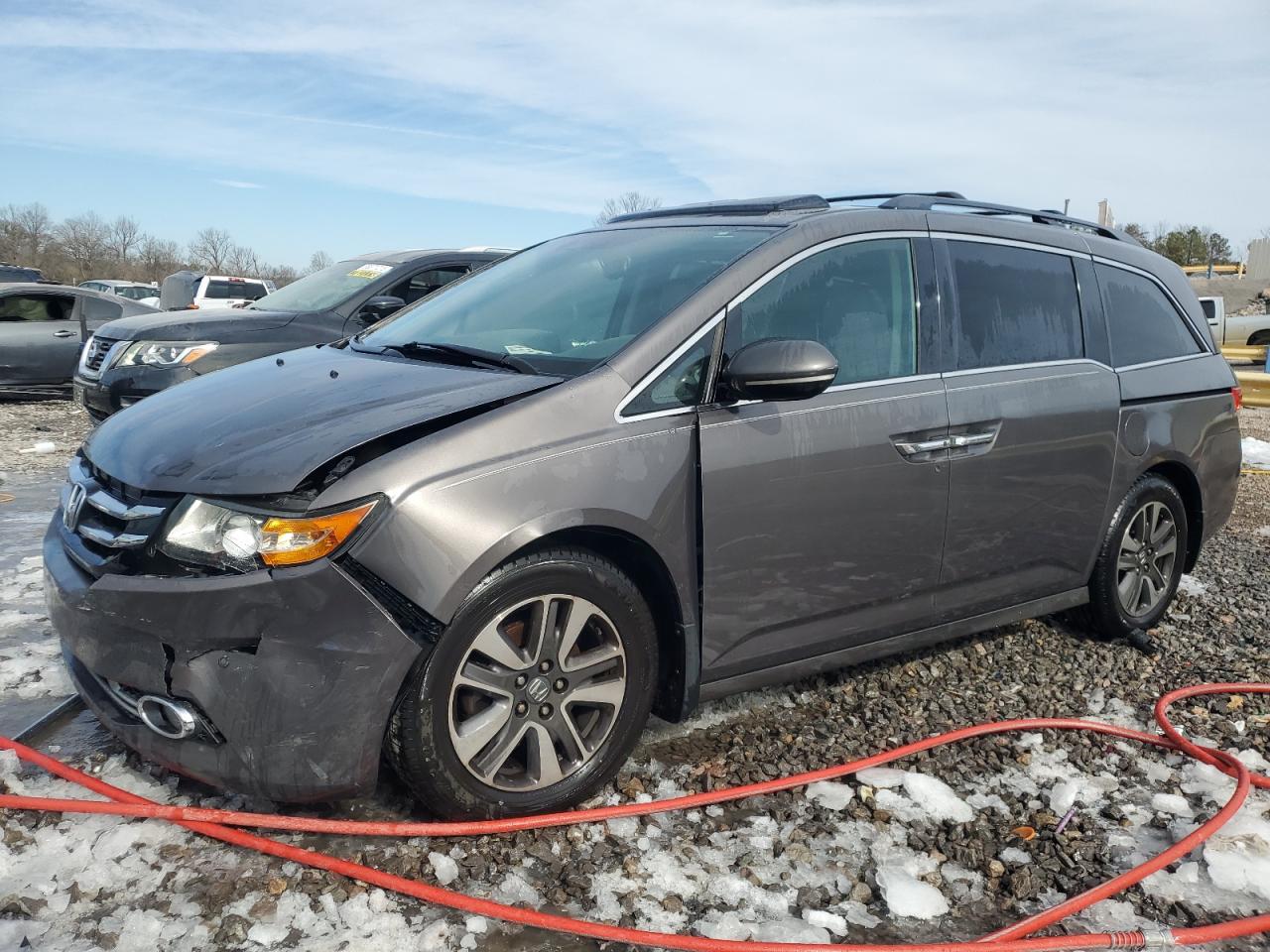2015 Honda Odyssey - Image 1