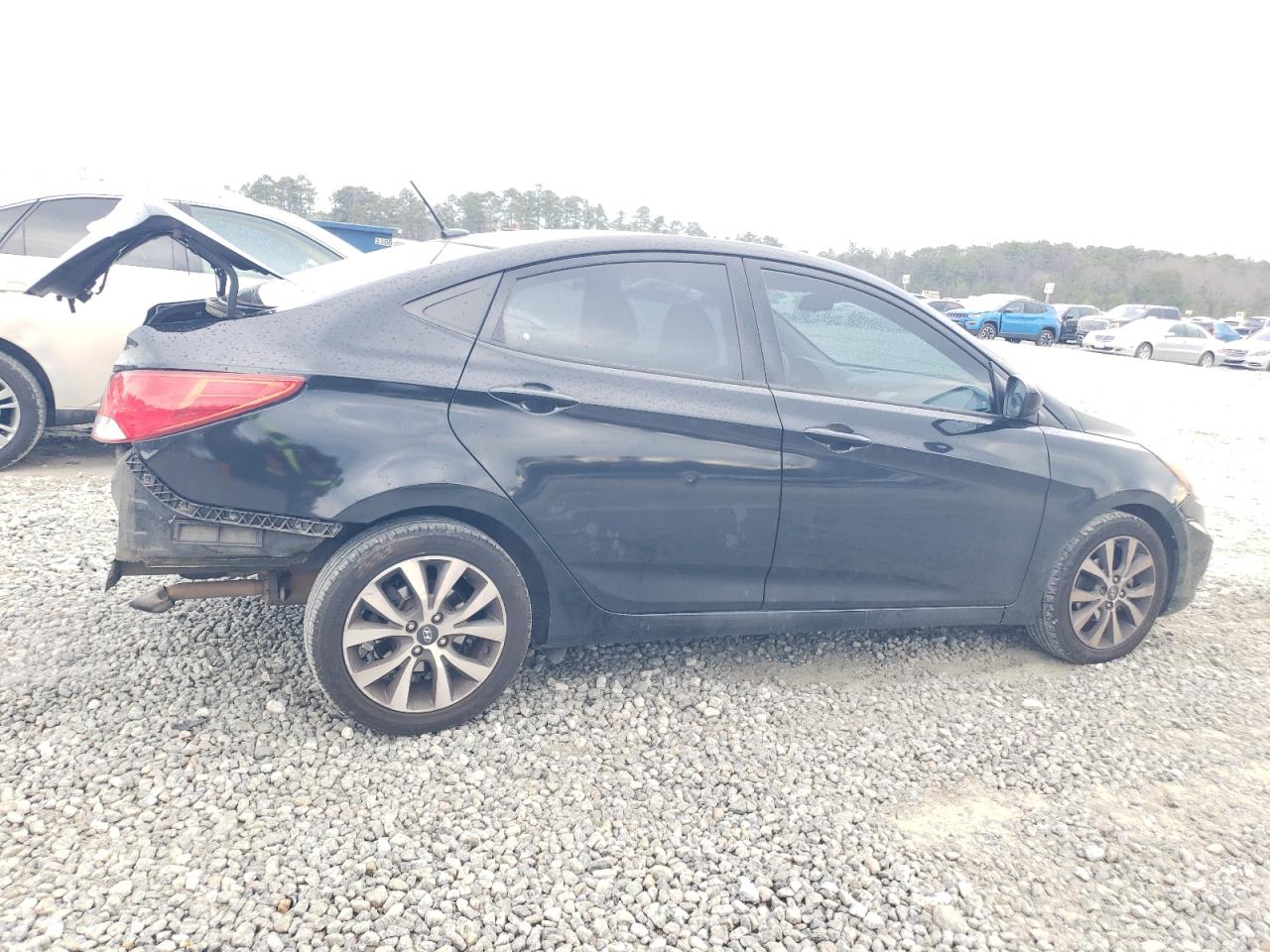 2017 Hyundai Accent - Image 3