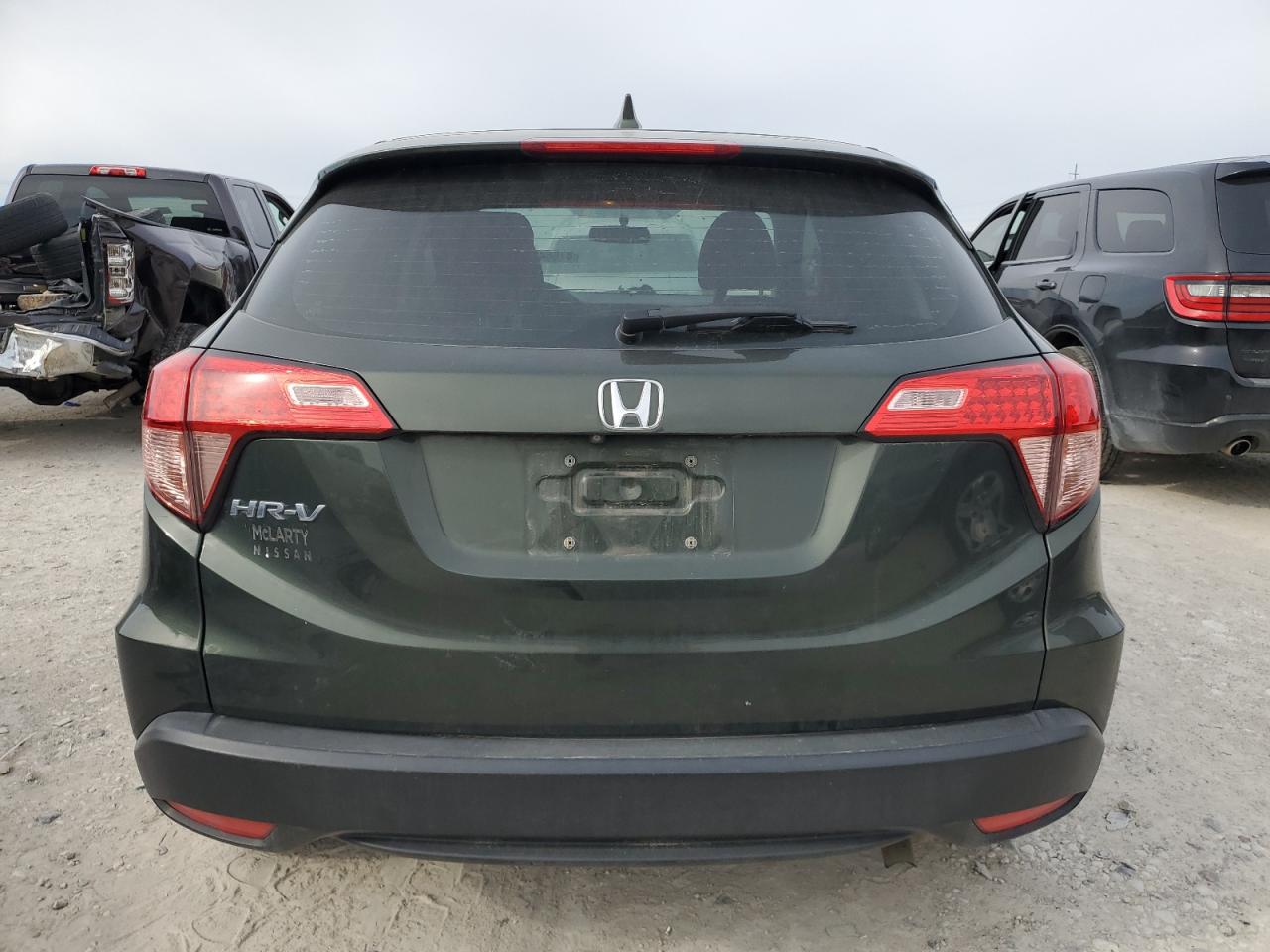 2018 Honda Hr-V Lx VIN: 3CZRU5H3XJG706455 Lot: 87664625