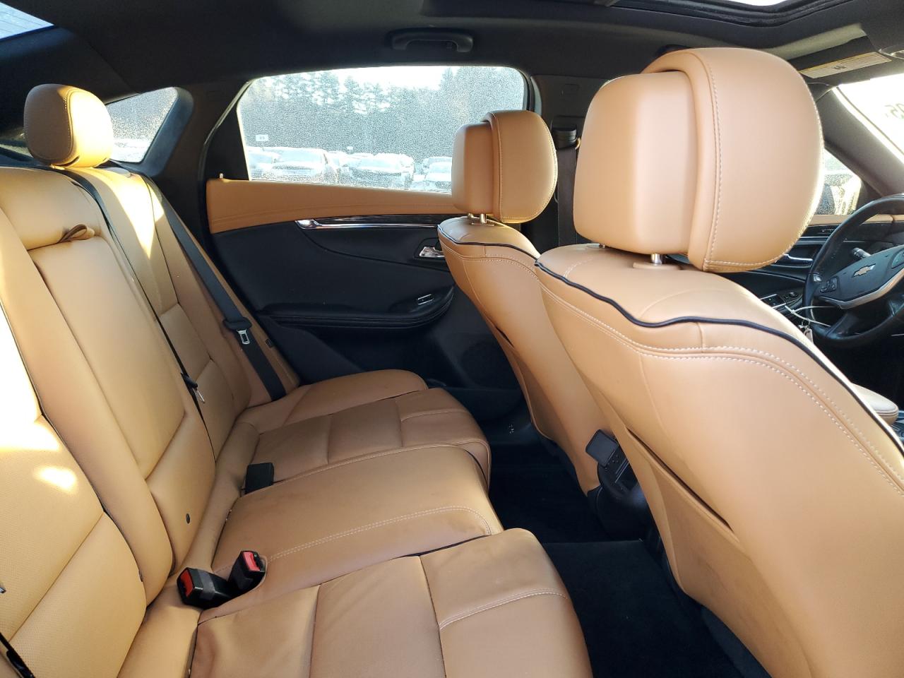 2014 Chevrolet Impala - Image 10
