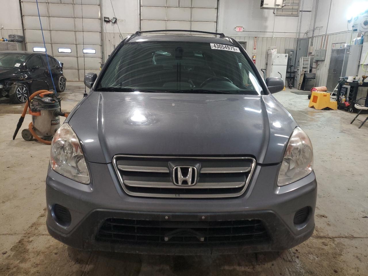 2005 Honda CR-V - Image 5