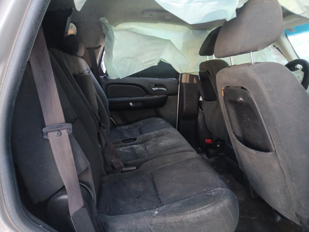 2009 Chevrolet Tahoe - Image 10