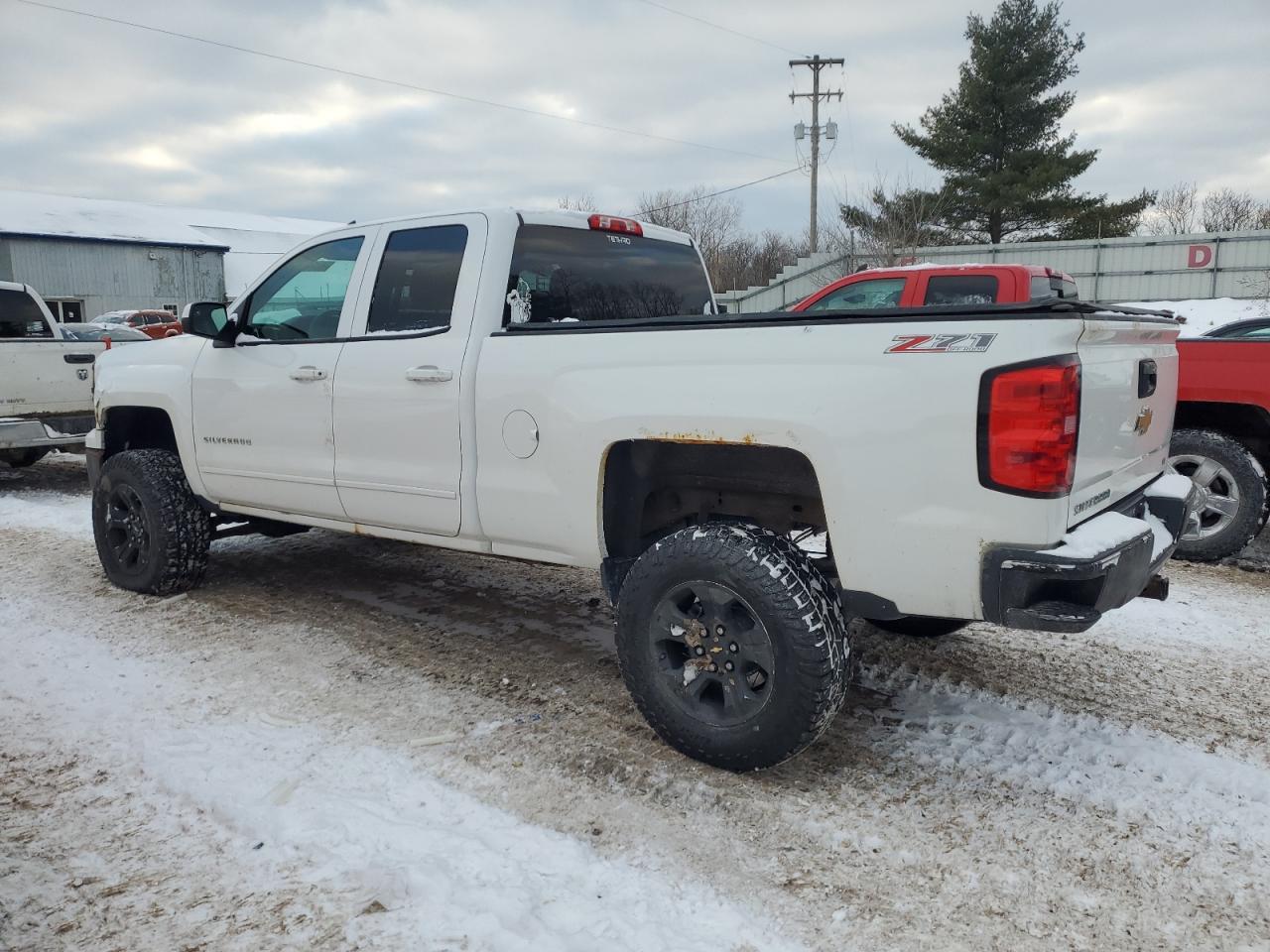 2015 Chevrolet Silverado - Image 2