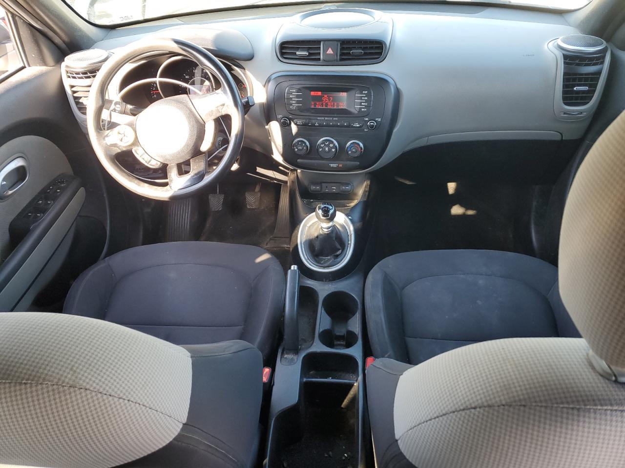 2015 Kia Soul - Image 8