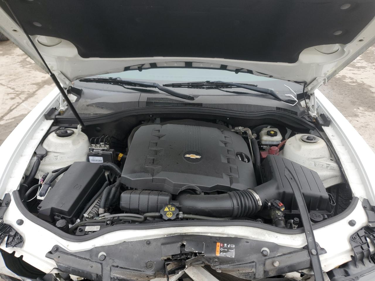 2014 Chevrolet Camaro - Image 10