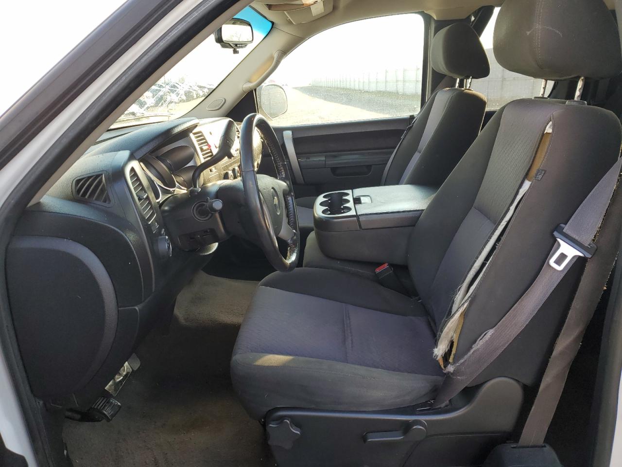 2010 Chevrolet Silverado - Image 7