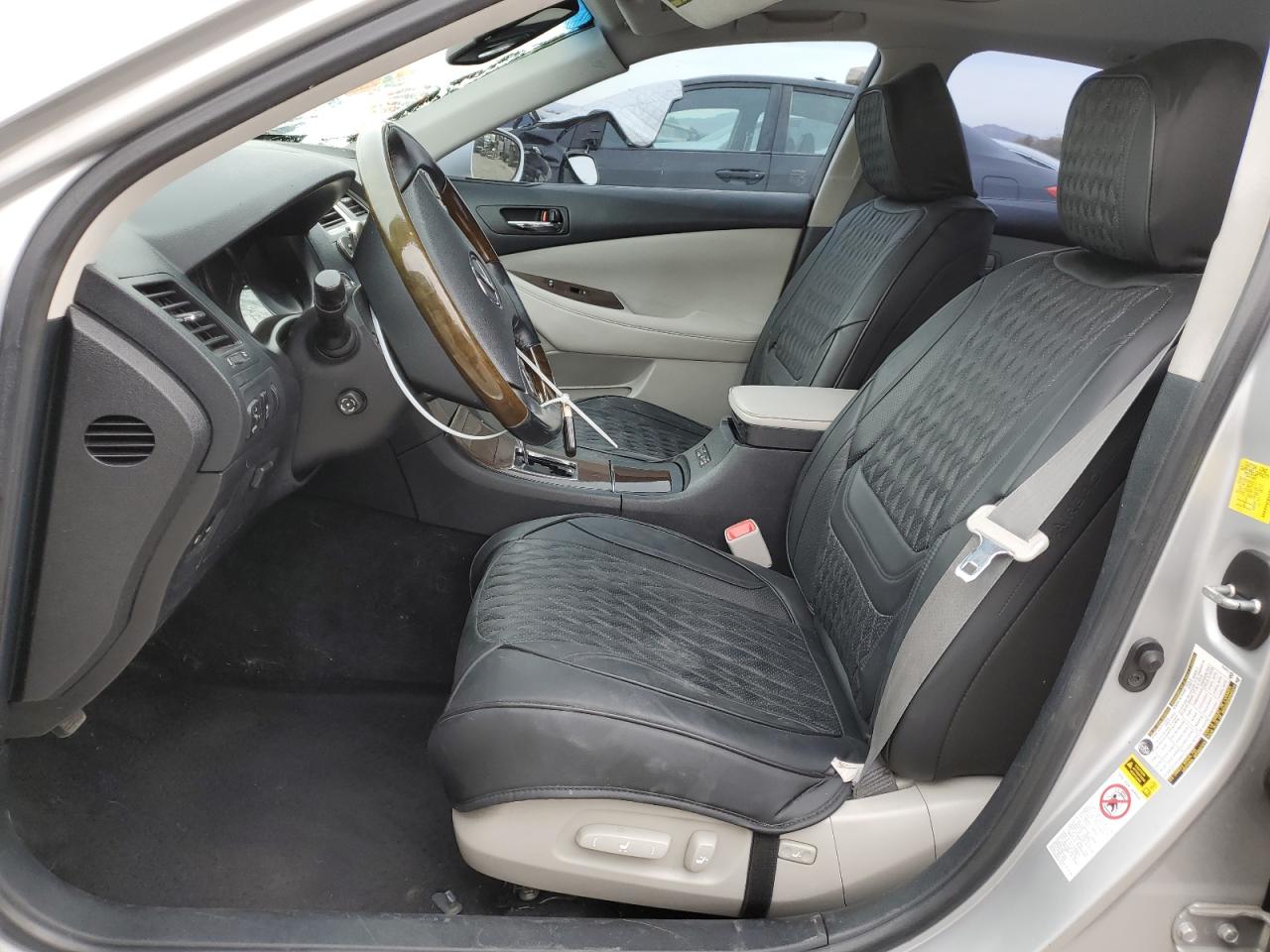 2010 Lexus ES - Image 7