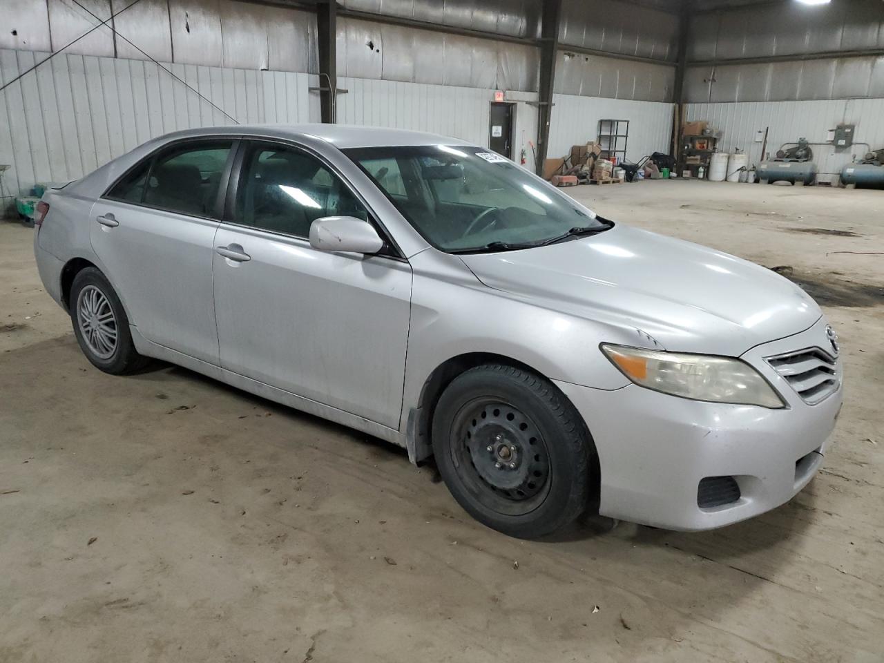 2011 Toyota Camry - Image 4