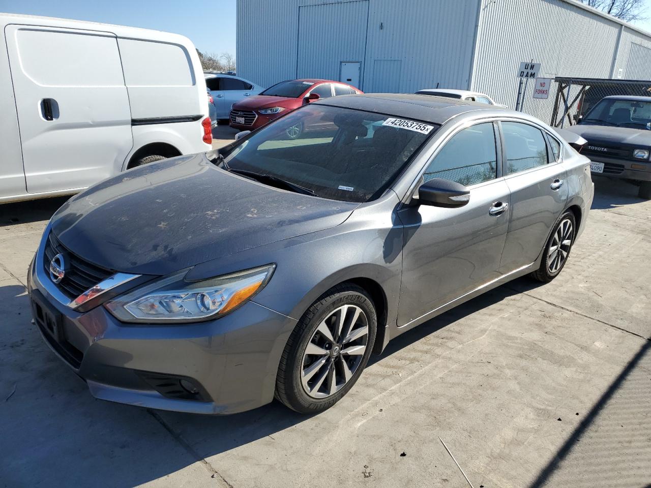 2016 Nissan Altima - Image 1