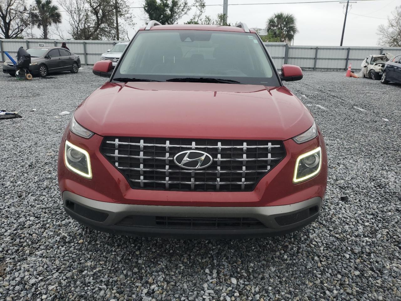 2022 Hyundai Venue - Image 5