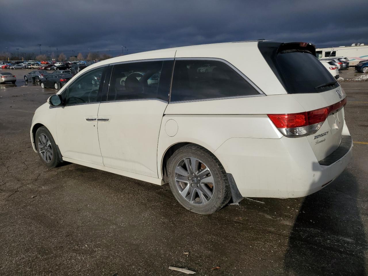 2014 Honda Odyssey - Image 2