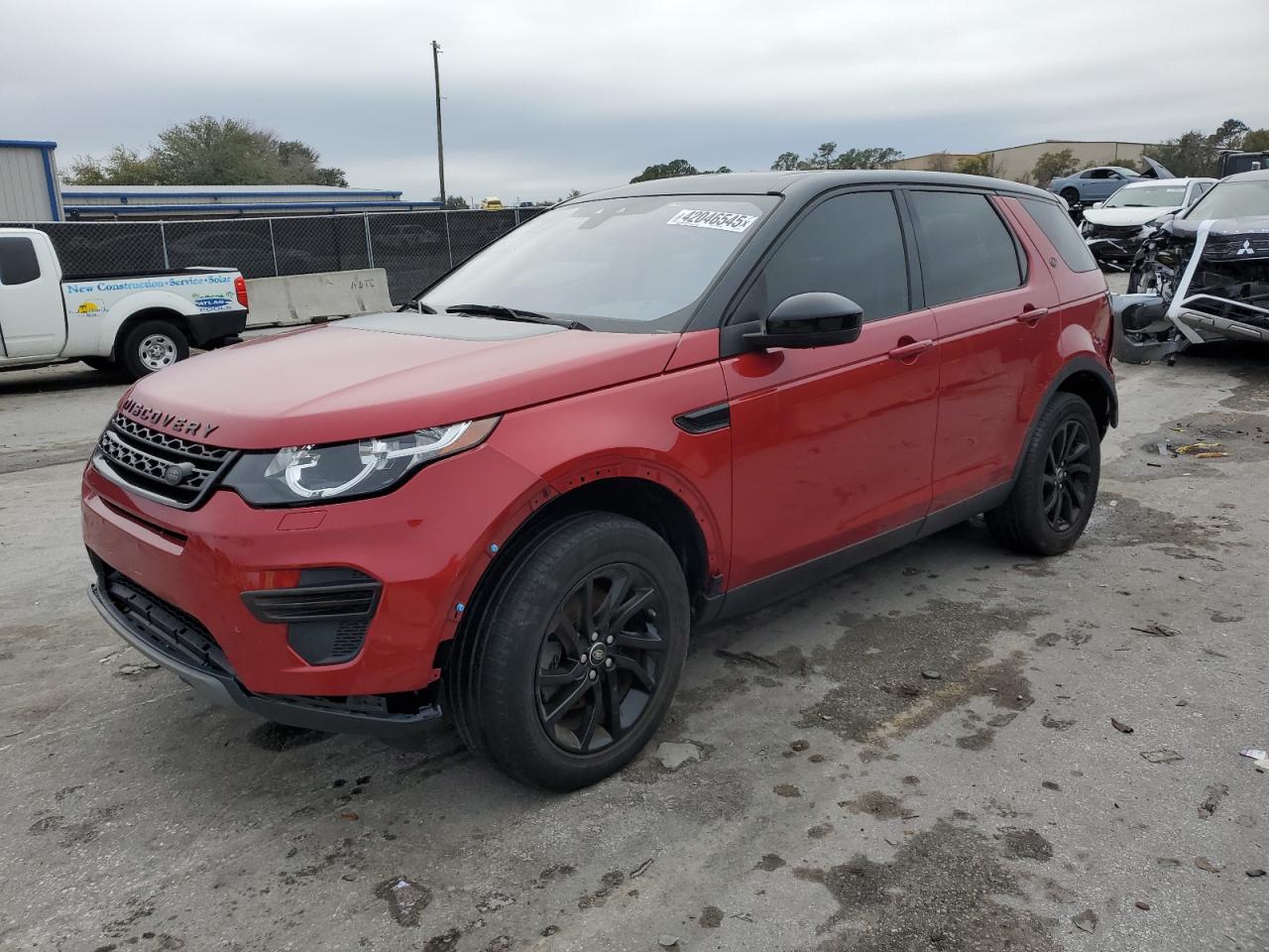 2019 Land Rover Discovery - Image 1