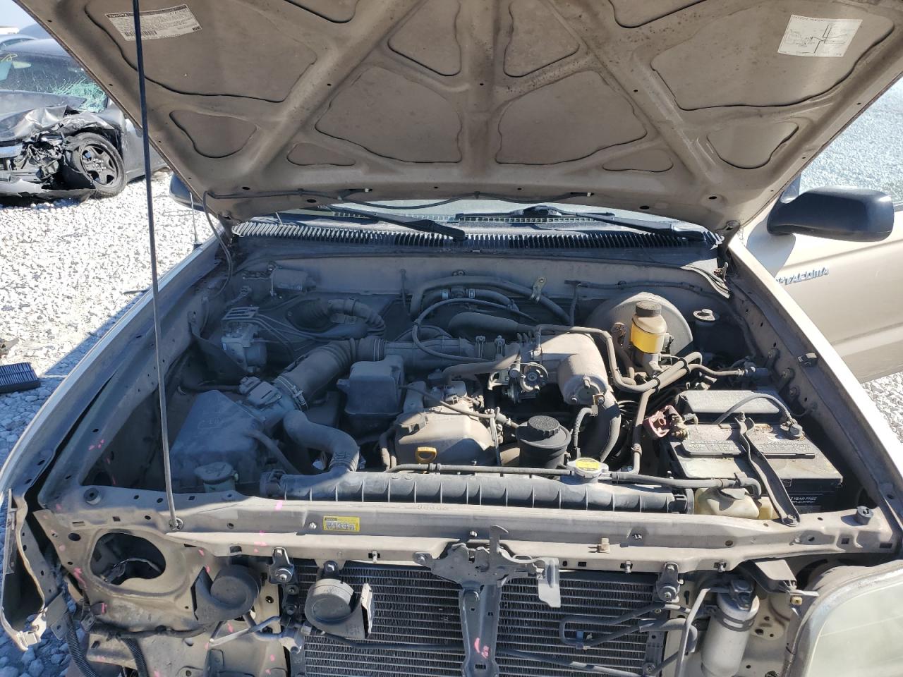 2003 Toyota Tacoma - Image 11